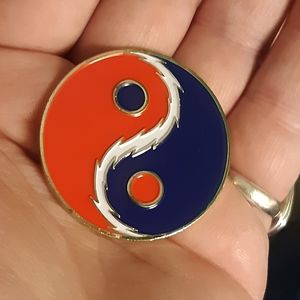 Grateful Dead "Red & Blue yin yang" pin